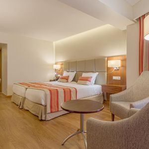 Hotel Cinquentenario&Conference Center